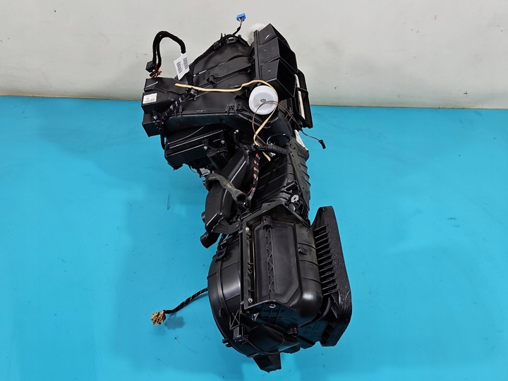 фото №8, Отопитель vw sharan ii 10-22 7n1820003f, 7n0907530q