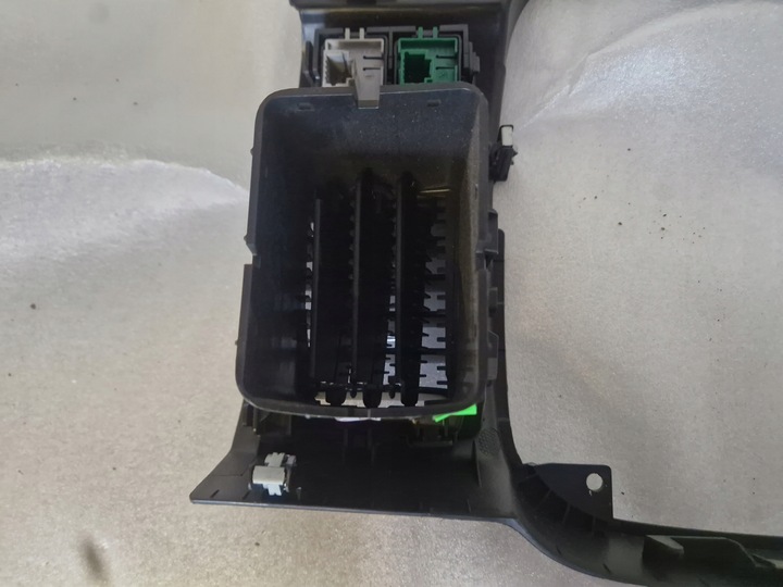 фото №8, Vivaro trafic 3 talento рамка средняя решётка навигация