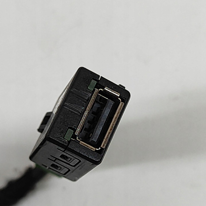 фото №7, Audi q5 sq5 2020 гнездо / соединитель usb