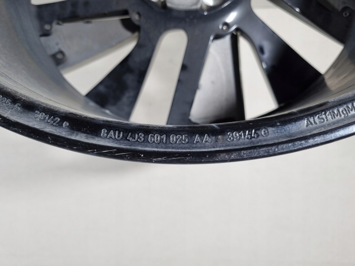 фото №12, Диск audi e-tron gt rs алюмінієвий диск 4j3 9,5x21 et60