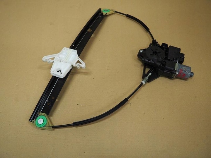 фото №3, Механізм скла двері лівих задніх octavia iii