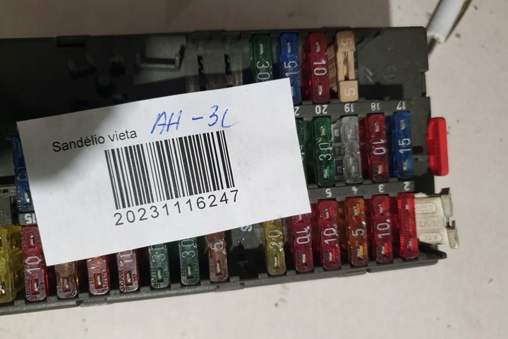 фото №7, Коробка запобіжників citroën xantia break x1 9568200280 1998