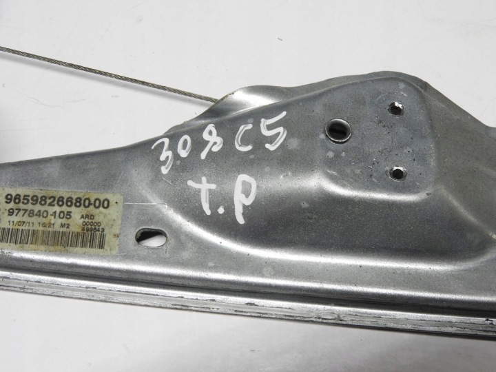 фото №8, Peugeot 308 t7 рестайлинг hb 11-13 стеклоподъемник правый зад 9659834780