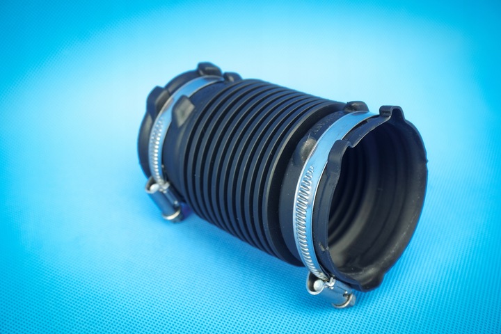 фото №9, Труба шланг повітря audi оригінальний номер 079129740d