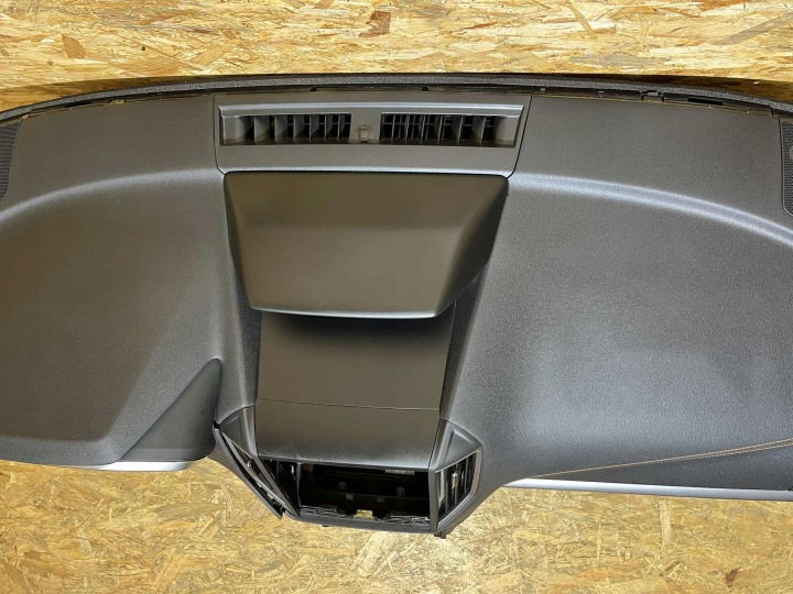 фото №9, Консоль торпедо aribag ремни subaru xv ii 17-24r оригинал красная nić oem