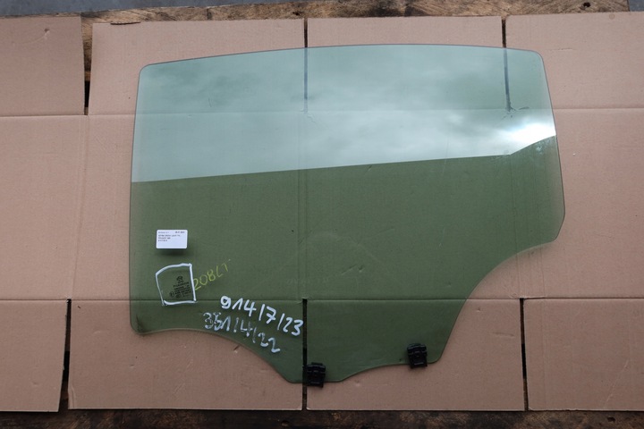 фото №1, Стекло дверь левый зад peugeot 208