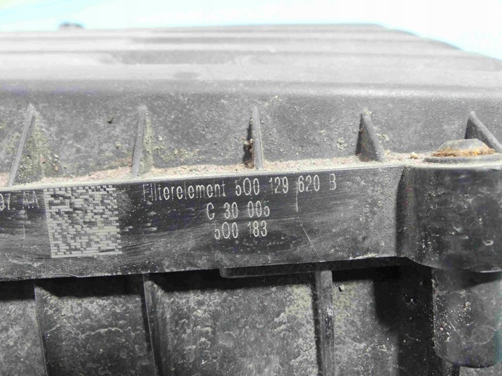 фото №9, Корпус фильтра воздуха vw passat b8 5q0129607aa 2.0 tdi