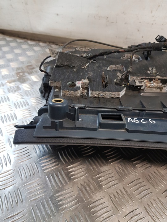 фото №15, Audi a6 c6 бардачок пассажира 4f1857035 + чейнджер