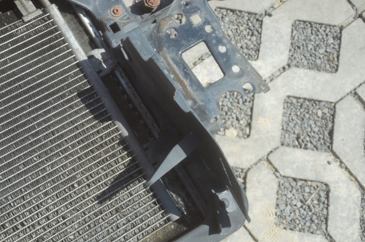 фото №4, Seat ibiza 6l fl 1.2 передняя панель