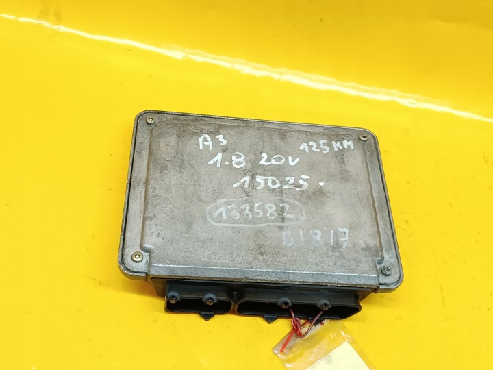 фото №8, Компьютер двигателя audi a3 8l 1,8b 20v 06a906018ak