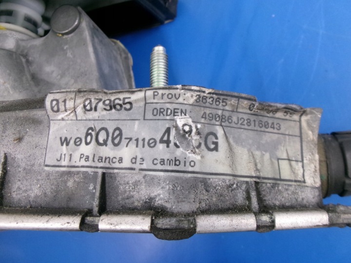 фото №6, Seat ibiza iv 6j 1.6b домкрат ручка троси зміни коробка передач 6q0711061e