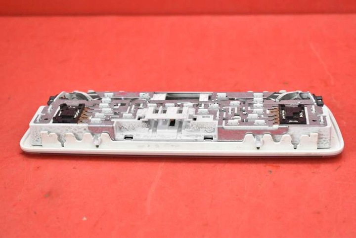 фото №4, Лампа освещение интерьера зад a2048204901 mercedes c-klasa w204 07-12