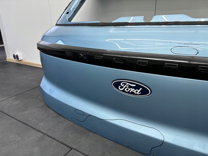 фото №10, Ford explorer ev 2024r-- кришка багажника зад