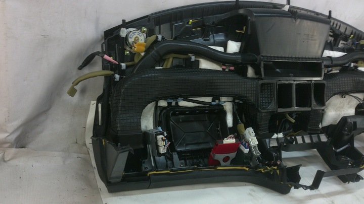 фото №9, Торпедо раздаточная консоль капот lexus rx 2 ii 400h 3.3 v6 03-06 европа