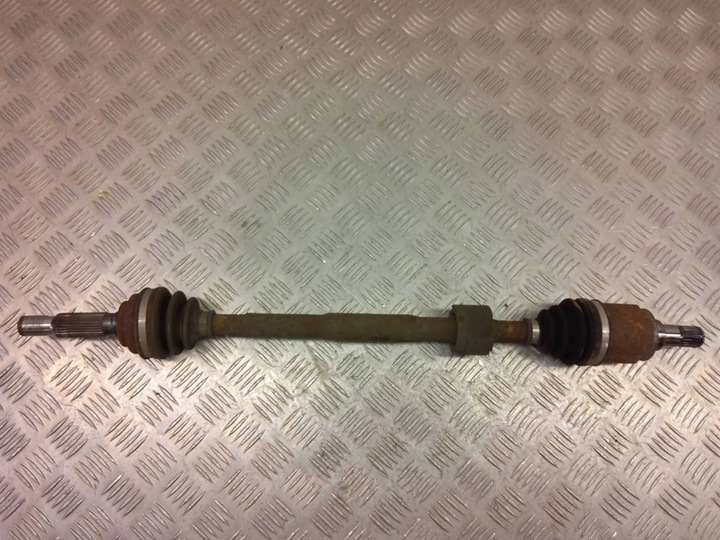 фото №7, Mitsubishi outlander 2018 зад сторона права піввісь задня