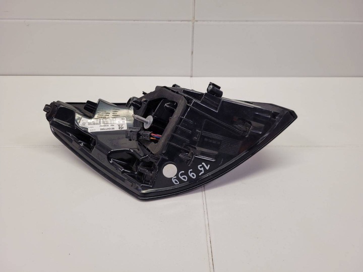 фото №7, Лампа задня права сторона peugeot 3008 2 2019 9810477080