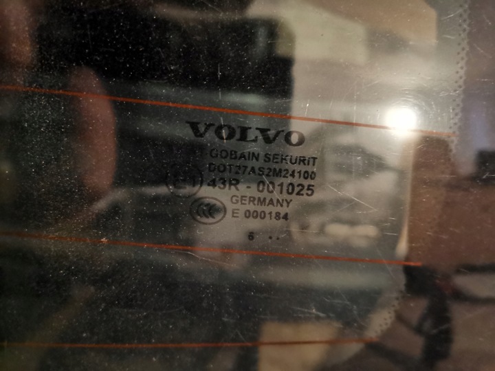 фото №5, Volvo v50 v 50 крышка зад задняя стекло