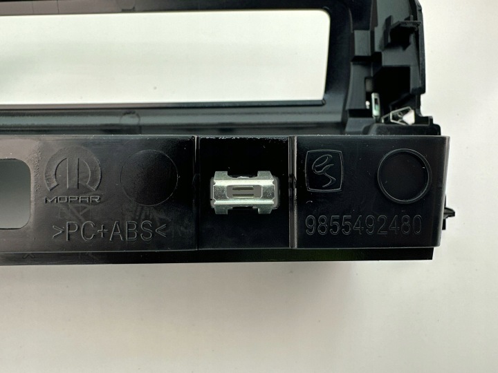 фото №9, Панель кронштейны kieszeni citroen e-c3 oem 9855492480 cfd 612