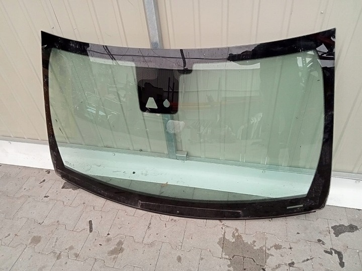 фото №1, Grand cherokee wk2 стекло лобовое передняя камера