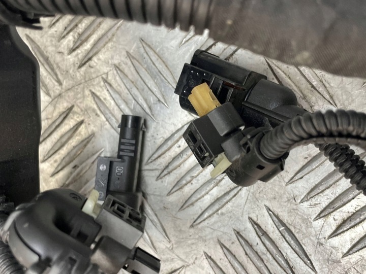 фото №6, Bmw (oem) 8490464 3' g20 g21 джгут установка двигуна