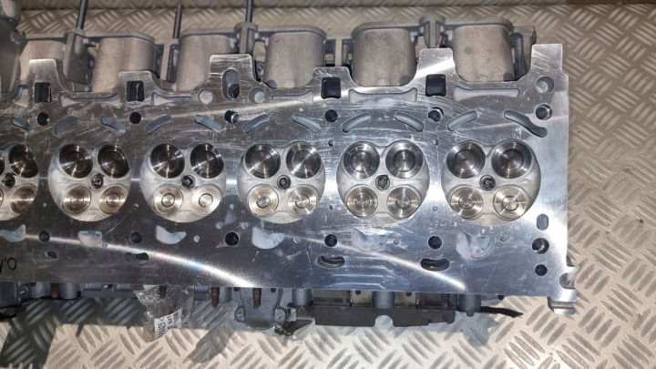 фото №13, Bmw e60 e83 e90 2.5 3.0 n52 n52n головка клапаны идеальная 7535325 2008r