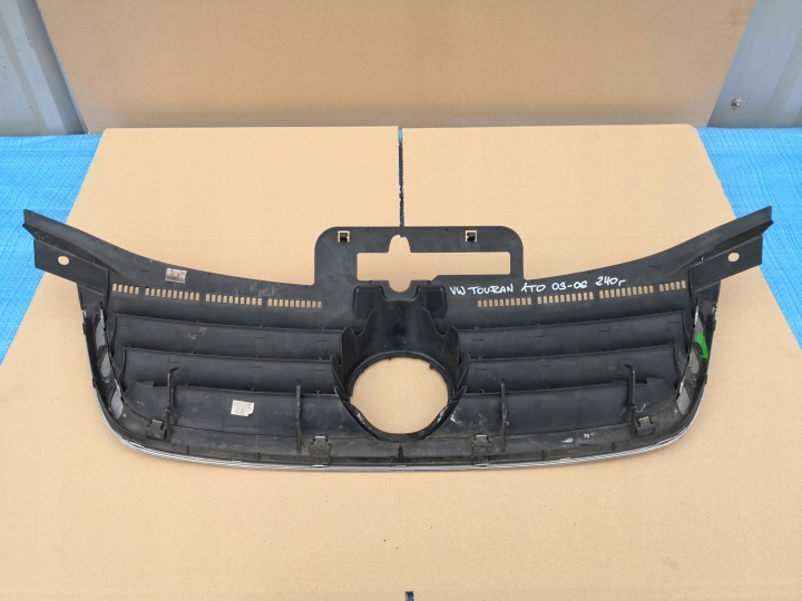 фото №9, Vw touran 1t0 03-06 решітка радіатора решітка радіатор