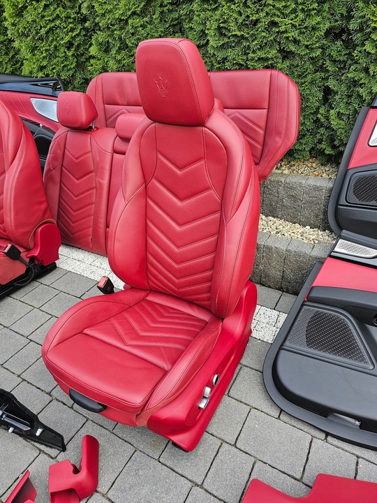 фото №8, Maserati grecale m 182 засіб сидіння диван обшивки ідеальний!