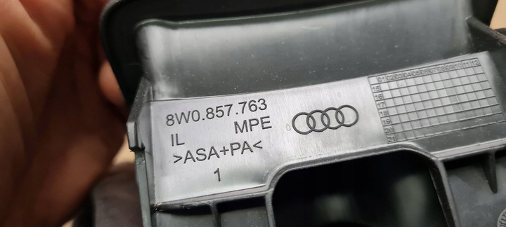 фото №8, A4 b9 8w заглушка oparcja ременя сидіння сидіння зад sline sedan 8w0857763