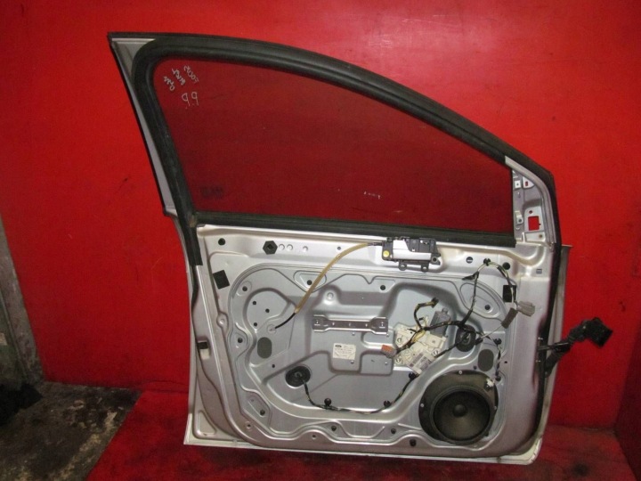 фото №8, Ford focus ii 2 mk2 двері перед ліве сріблястий o3 03 5d 5 двері 2004-2007