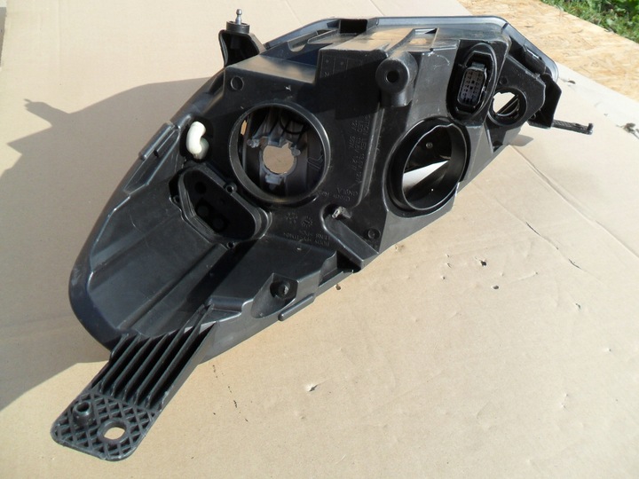 фото №11, Ford fiesta mk 8 mk8 лампа права передня 2017-