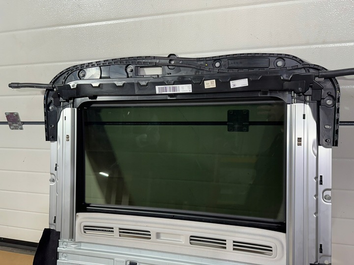 фото №9, Люк, крыша раздвижной, окно крышные mercedes e класс w213 km универсал