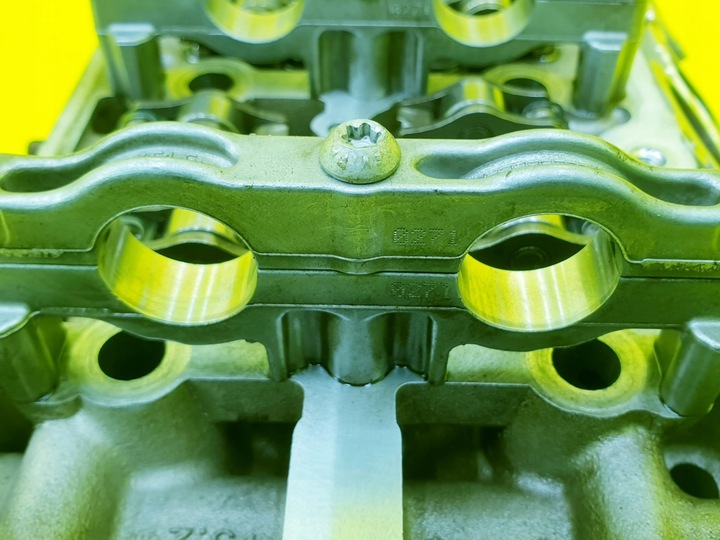 фото №7, Головка правая audi a4 b8 a6 c7 a8 d4 q7 touareg phaeton 3.0 tdi 0594ap