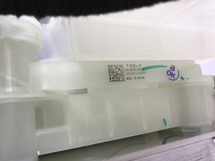 фото №11, Насос води тепло кондиціонера tesla модель s y 1613703-00-b