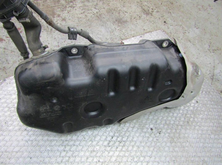 фото №8, Picanto iii 1.0 24r bak бак пального 31150-g6000 31171-g6000 31420-g6000