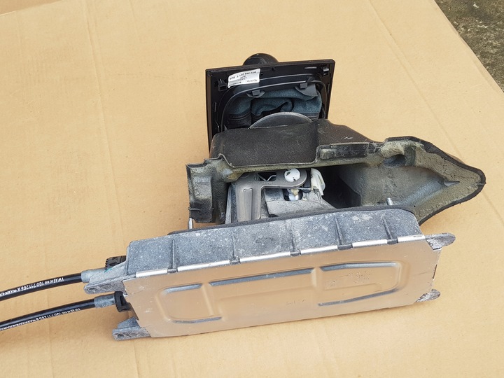 фото №9, Домкрат + тросы коробки передач / audi a3 8p - 1.4 tfsi - механическая коробка передач 6 коробки передач / исправный