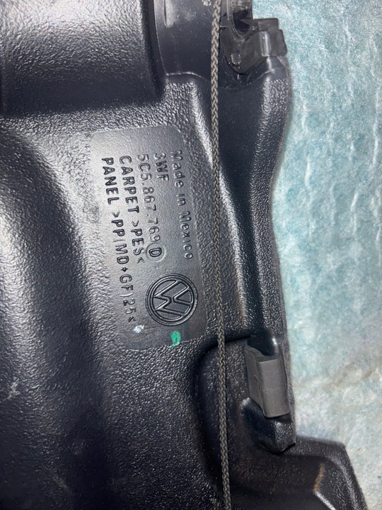 фото №8, Vw beetle полка задняя зад багажника 5c5867769 11-19 r.