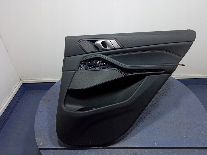 фото №1, Bmw x5 g05 боковина оббивка двері задніх правих зад шкіра