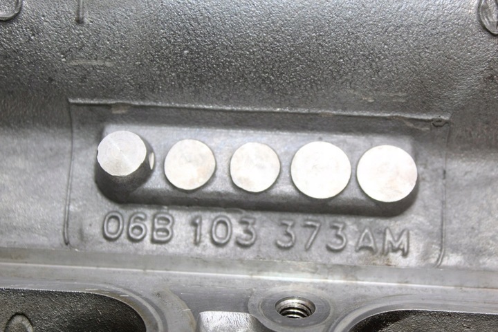 фото №14, Головка audi a4 b6 b7 vw passat b5 2.0 b alt 06b103373am 06b103127p