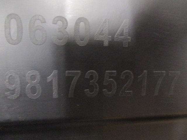 фото №14, Citroen c5 aircross підсилювач верхній бампера кронштейн