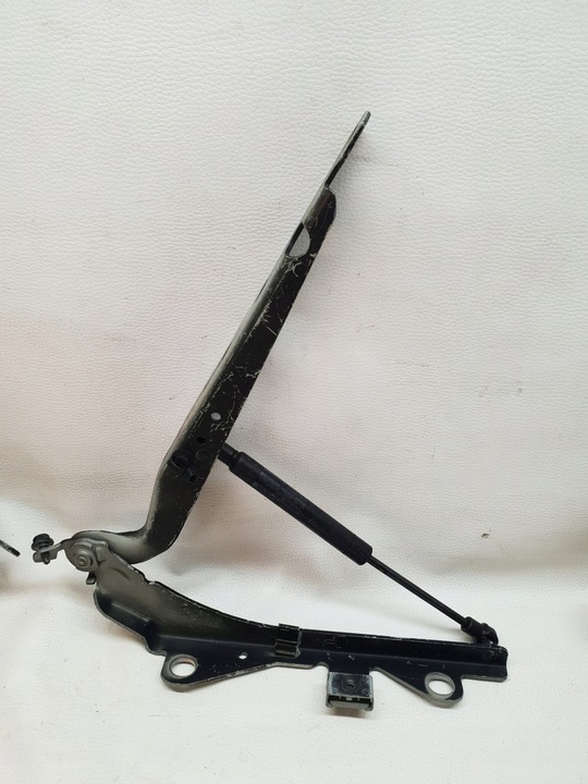 фото №4, Volvo s60 i 00-10 петля петлі капота перед