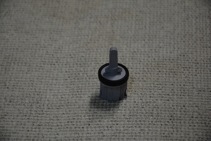 фото №9, Датчик температури vw passat cc 1k0907543g