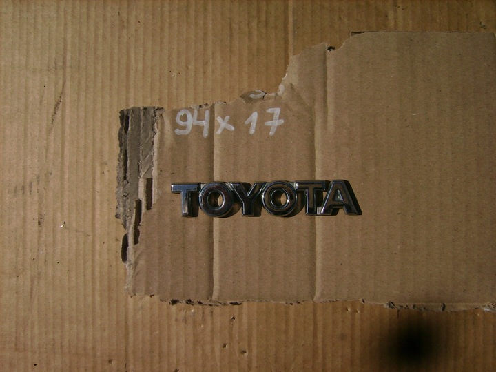 фото №1, Эмблема надпись логотип toyota avensis corolla 94x17 mm