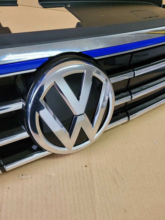 фото №8, Решітка радіатора решітка vw passat b8 gte 3g0853651c 3g0853601