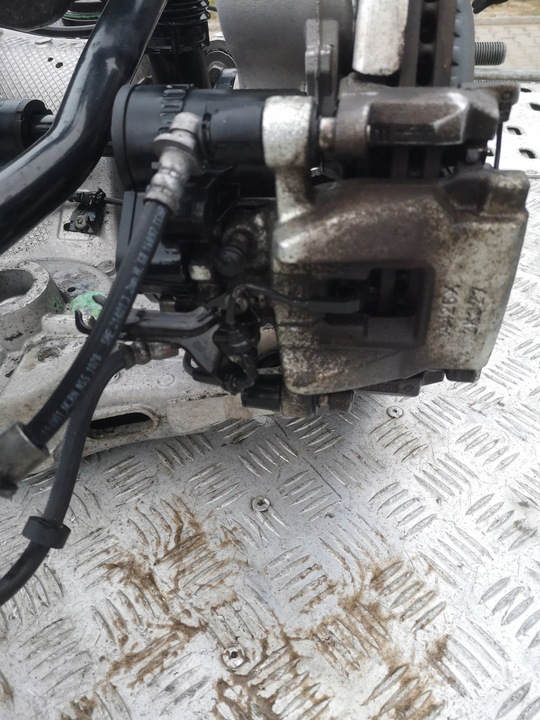 фото №10, Discovery sport рестайлінг p300e двигун електричний l8d2-14g137 підвішування зад