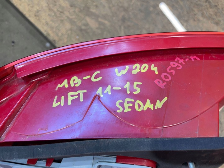 фото №13, Mercedes c клас w204 рестайлінг 11-15 sedan лампа ліва зад задня