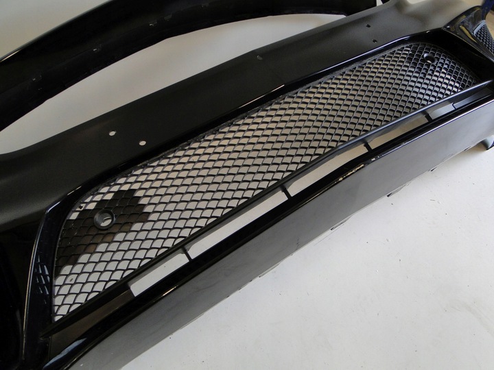 фото №13, Mercedes cla 117 бампер переднє amg na датчики pts розпилювачі + ґрати