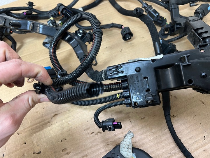 фото №8, Peugeot 308 t9 1.5 hdi adblue жгут установка двигателя оригинал европа