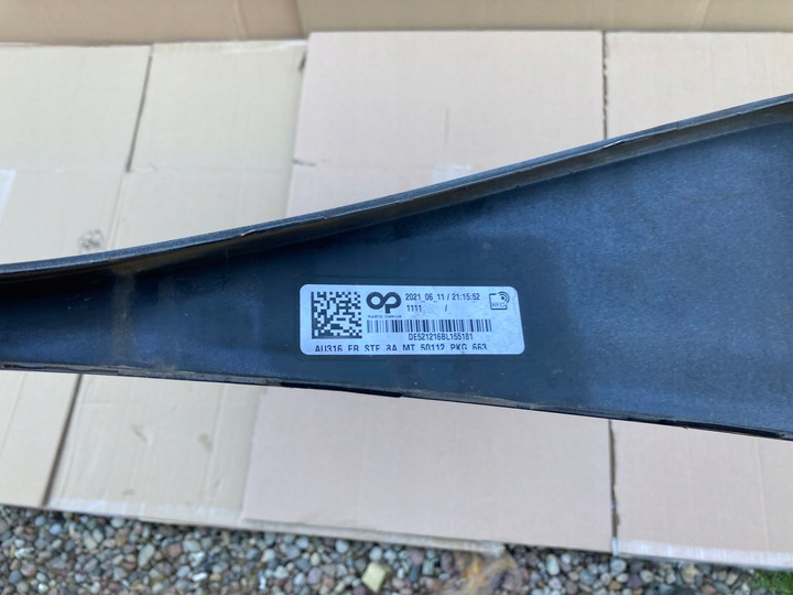 фото №9, Audi q4 e tron планка бампера перед оригінал.