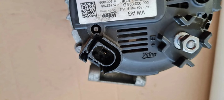 фото №11, Q3 83a генератор valeo 140a 2.0 tfsi 06j903023d vw audi tiguan a3 8y