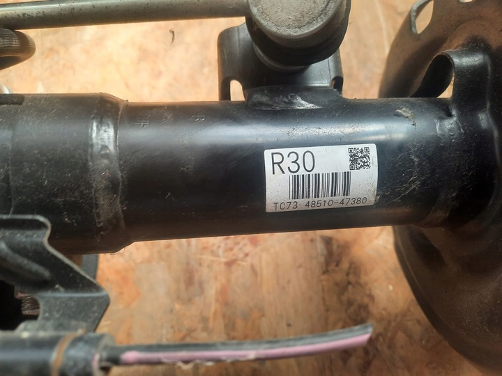 фото №6, Prius prime плагін амортизатор mcpherson  праві